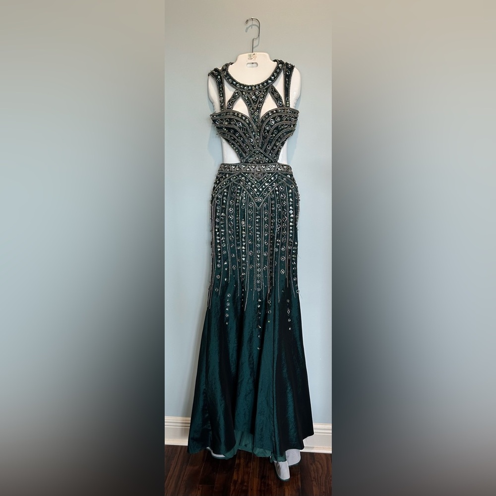 Mac Duggal vintage green rhinestone formal dress size 4 *** NUMEROUS FLAWS